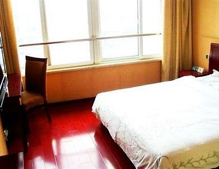 Super 8 Hotel Suzhou Le Yuan Екстер'єр фото