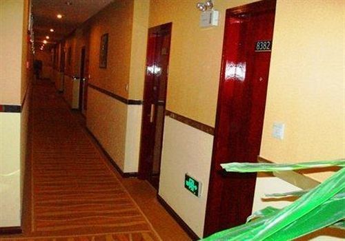Super 8 Hotel Suzhou Le Yuan Екстер'єр фото