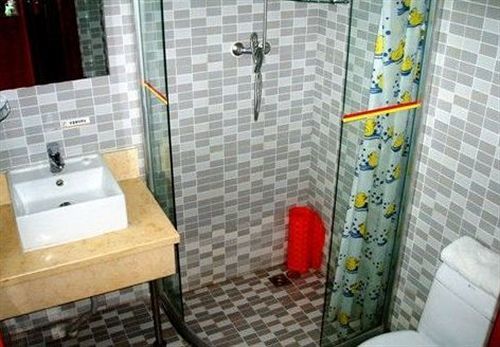 Super 8 Hotel Suzhou Le Yuan Екстер'єр фото
